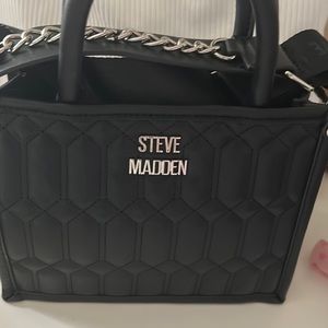 Steve Madden black tote